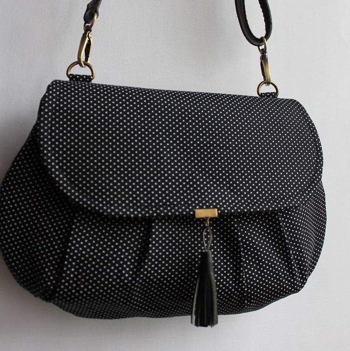 cross body clutch - black with dots
